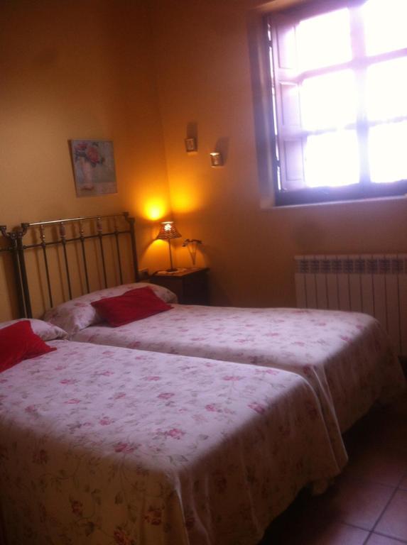 Hotel Rural La Veleta Murias de Rechivaldo Room photo
